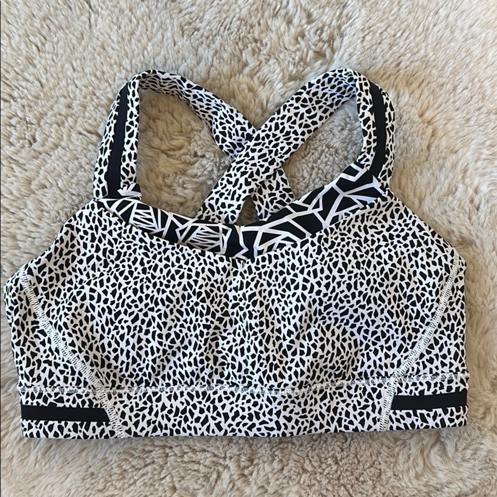 Lululemon Size 8 Sports Bra